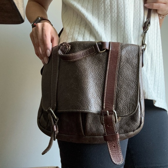 Roots Crossbody Leather Bag - Picture 4 of 5